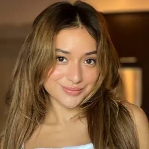 Mia Huffman биография, рост, вес, размер сисек, фигура, возраст